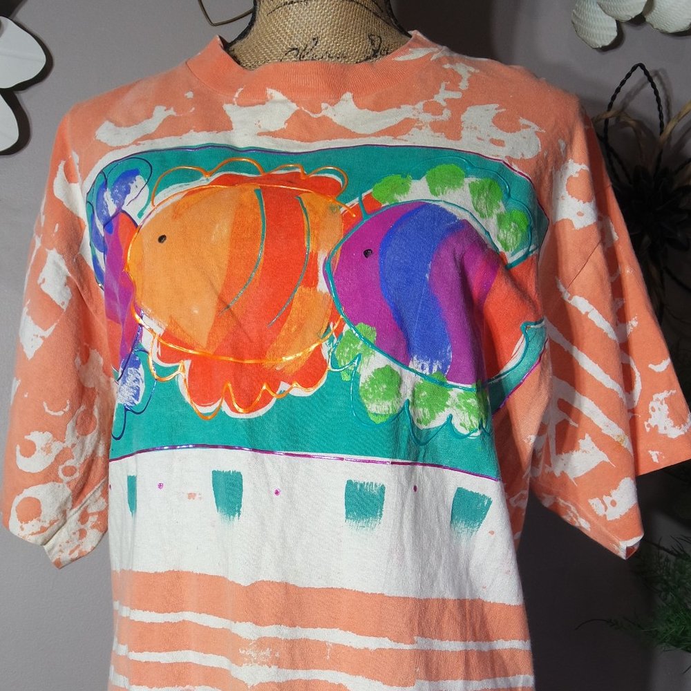 Vintage CREATIONS UNLIMITED USA 80s 90s Y2K Neon Puff Paint Fish Tie Dye T-Shirt